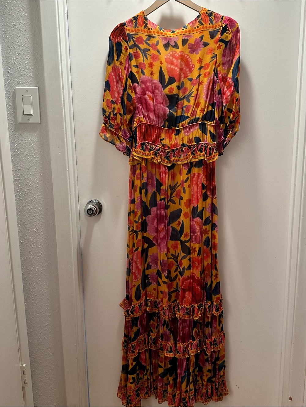 FARM Rio Floral Dream V-Neck Maxi Dress in size XS - Picture 8 of 10